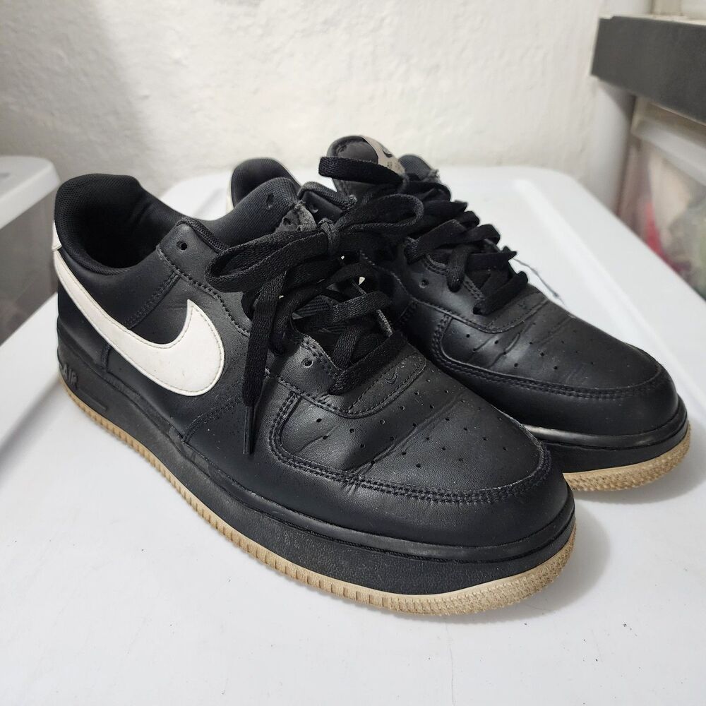 Nike Air Force 1 ’07 Black/White Men’s Size 11 – DC2911‑002 – Good Condition
